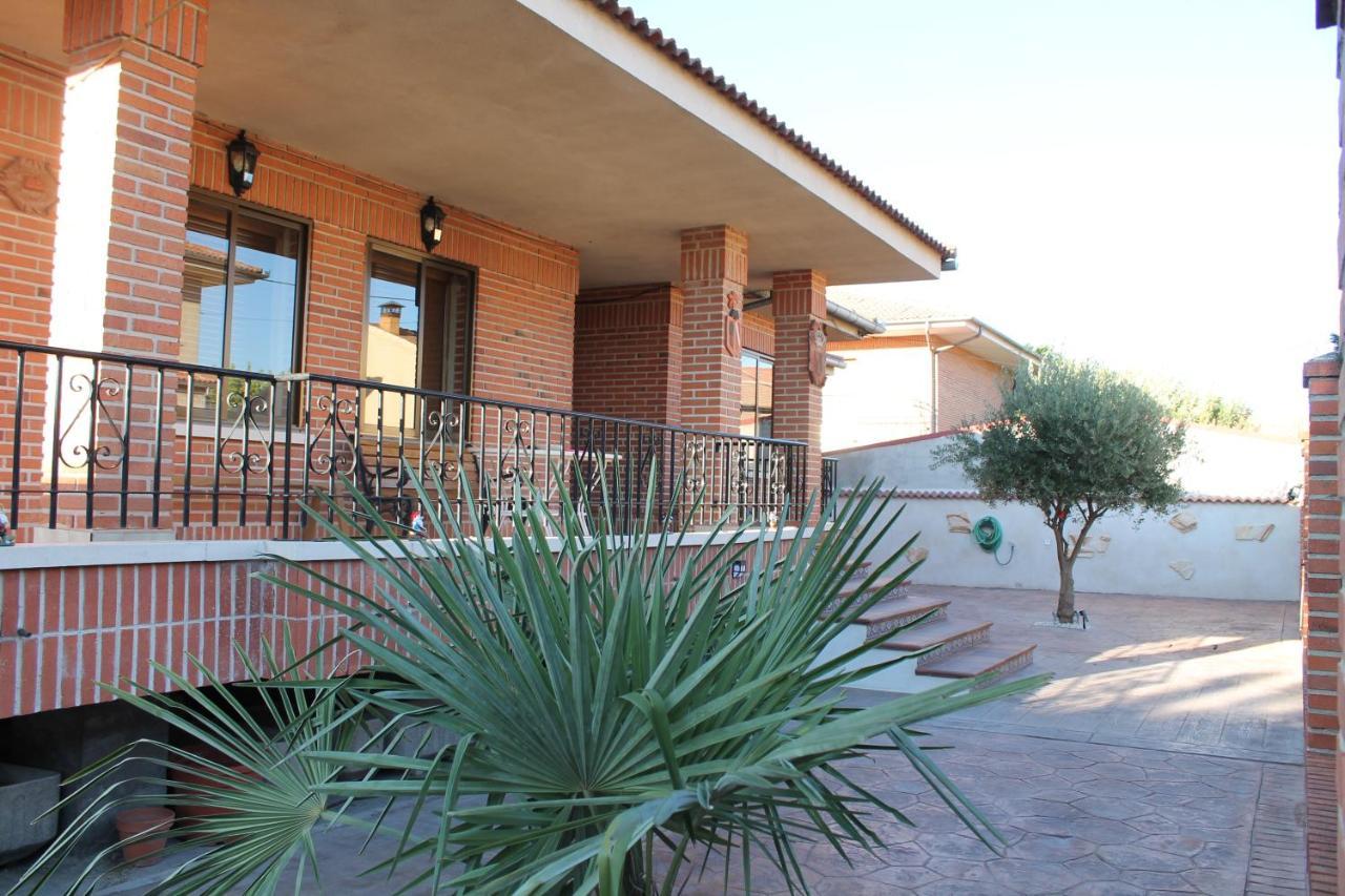 Villa Aire De Pinares Coca Exterior foto